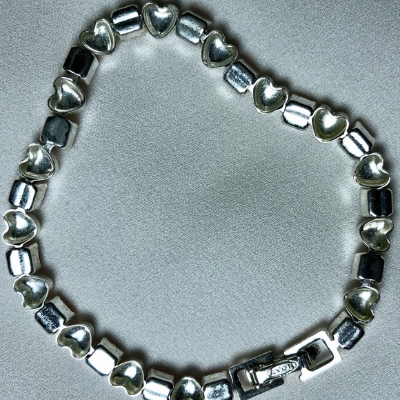 Vintage Avon Pink Rhinestone Heart Bracelet; Silver-tone - Picture 3 of 4